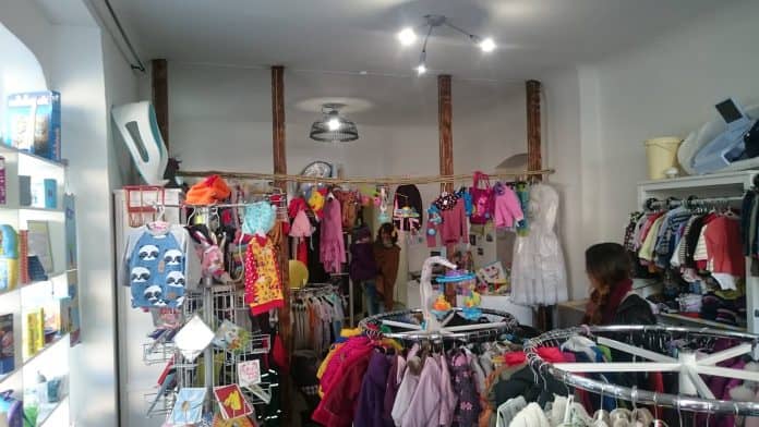 Secondhand-Läden haben teilweise geöffnet